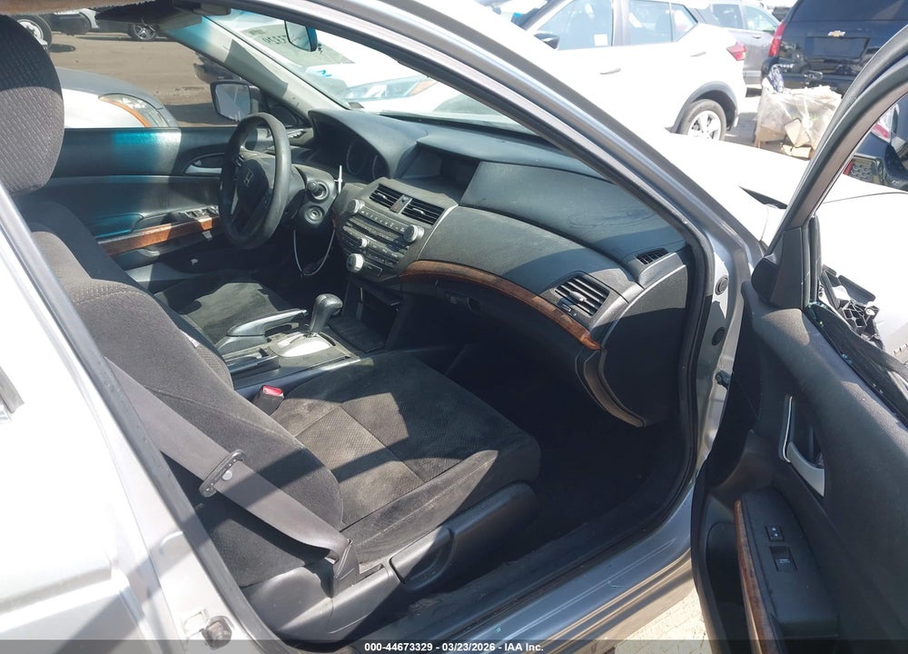 2012 HONDA ACCORD 2.4 EX VIN: 1HGCP2F73CA063537