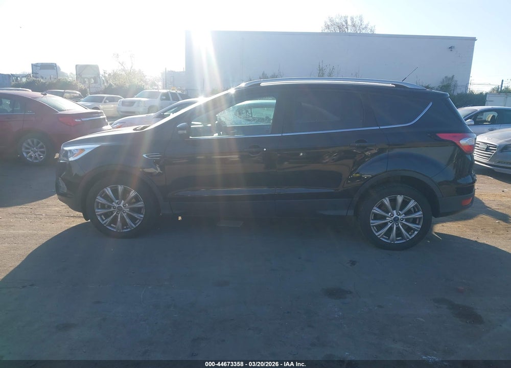 2017 FORD ESCAPE TITANIUM VIN: 1FMCU0JD4HUC13133