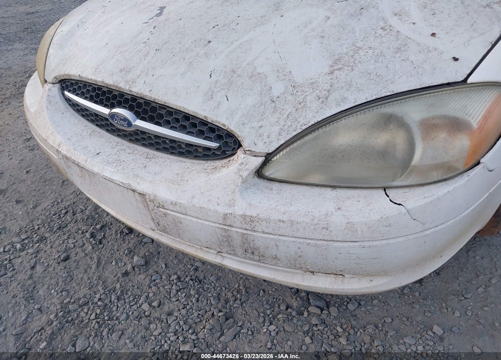 2001 FORD TAURUS SES VIN: 1FAFP55UX1A168132
