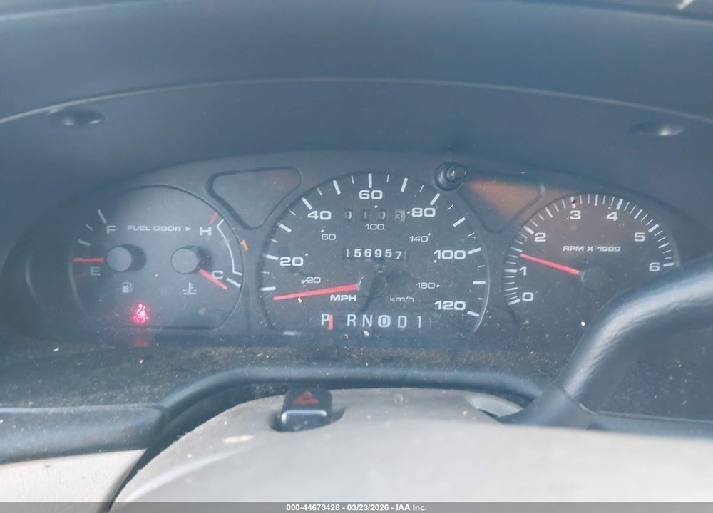 2001 FORD TAURUS SES VIN: 1FAFP55UX1A168132