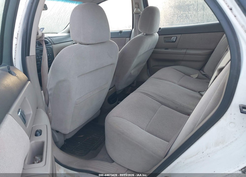 2001 FORD TAURUS SES VIN: 1FAFP55UX1A168132