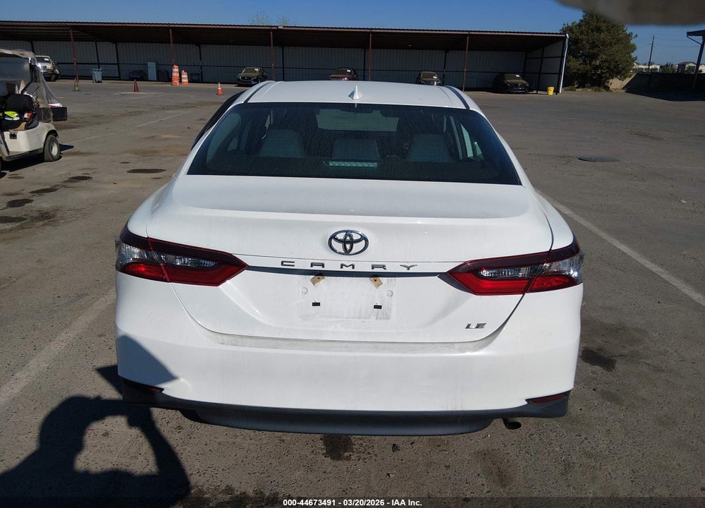 2021 TOYOTA CAMRY LE VIN: 4T1C11AK5MU468686