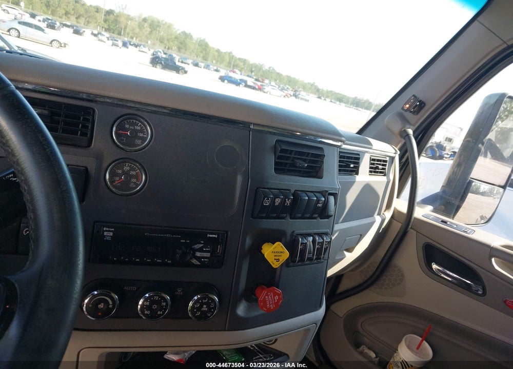 2020 PETERBILT 579 VIN: 1XPBDP9X0LD731934