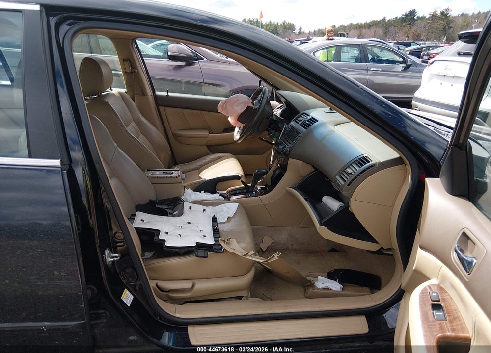2007 HONDA ACCORD 2.4 EX VIN: 1HGCM56817A040895