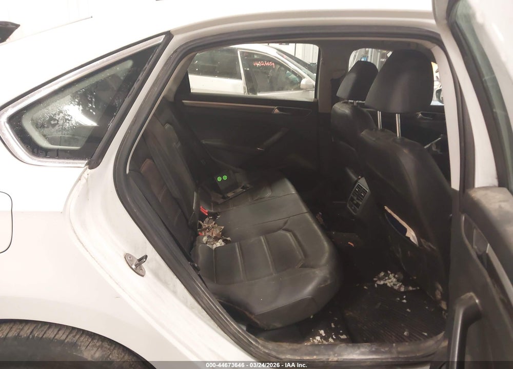 2018 VOLKSWAGEN PASSAT 2.0T SE VIN: 1VWBA7A3XJC003251