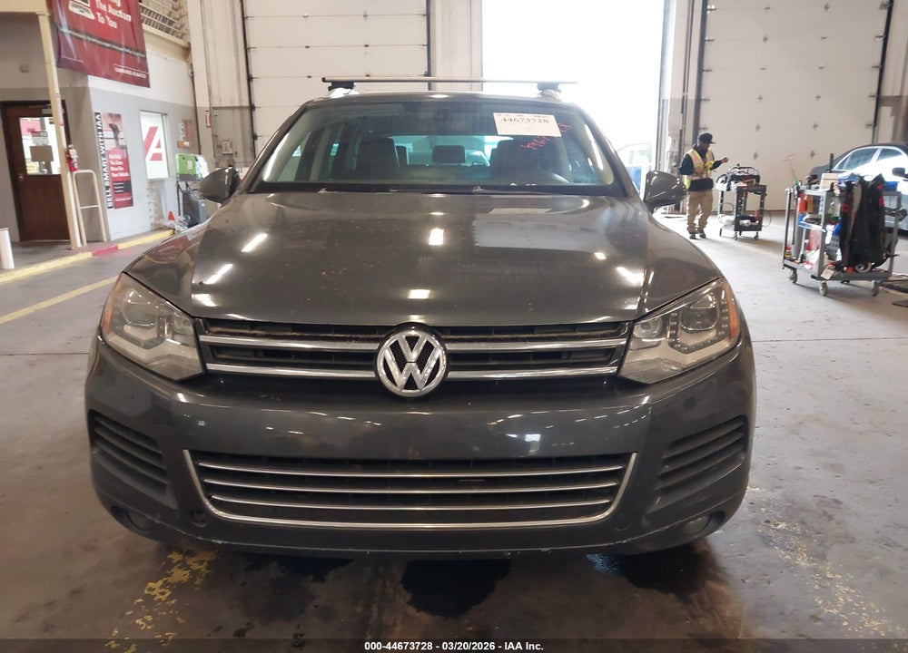 2013 VOLKSWAGEN TOUAREG VR6 SPORT VIN: WVGEF9BP0DD008323