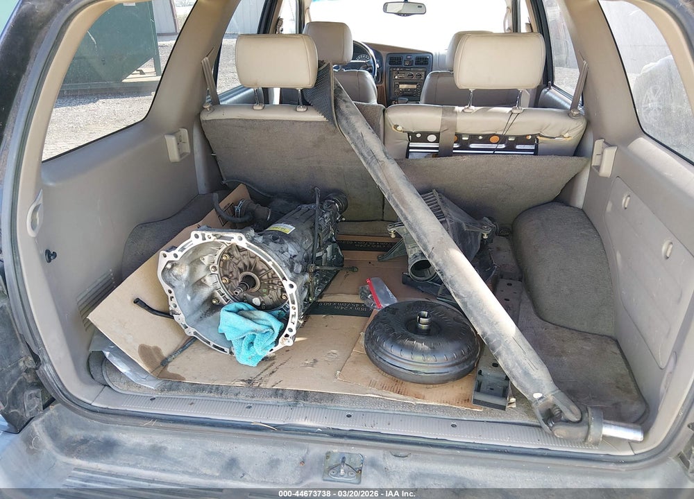 2000 TOYOTA 4RUNNER SR5 V6 VIN: JT3GN86R8Y0138275