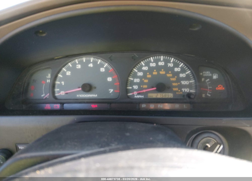 2000 TOYOTA 4RUNNER SR5 V6 VIN: JT3GN86R8Y0138275