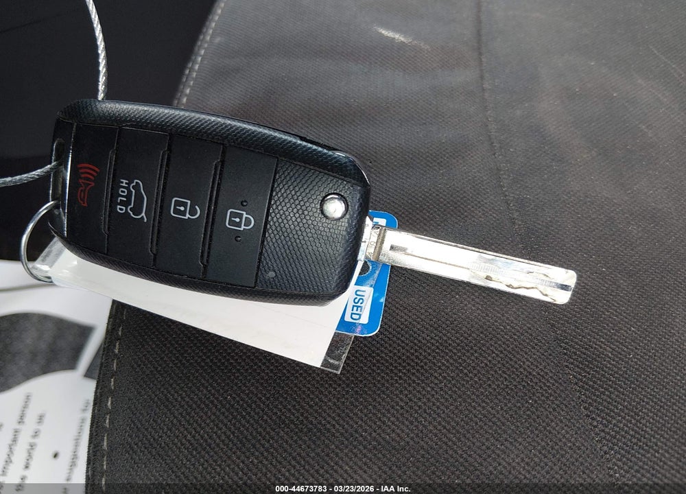 2016 KIA SOUL VIN: KNDJN2A29G7302051