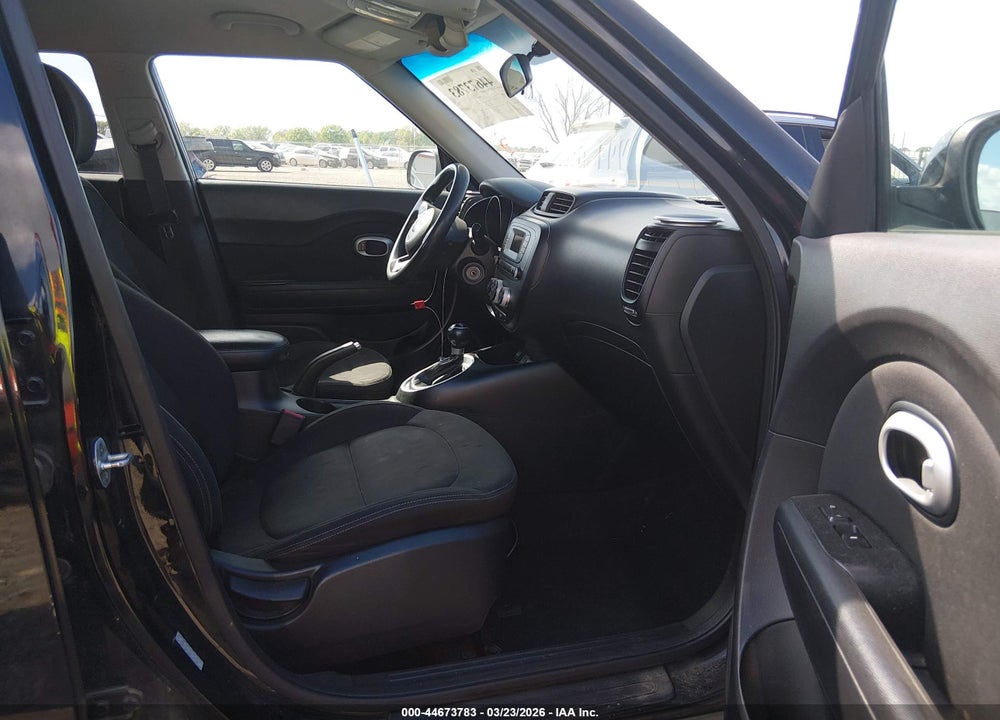 2016 KIA SOUL VIN: KNDJN2A29G7302051