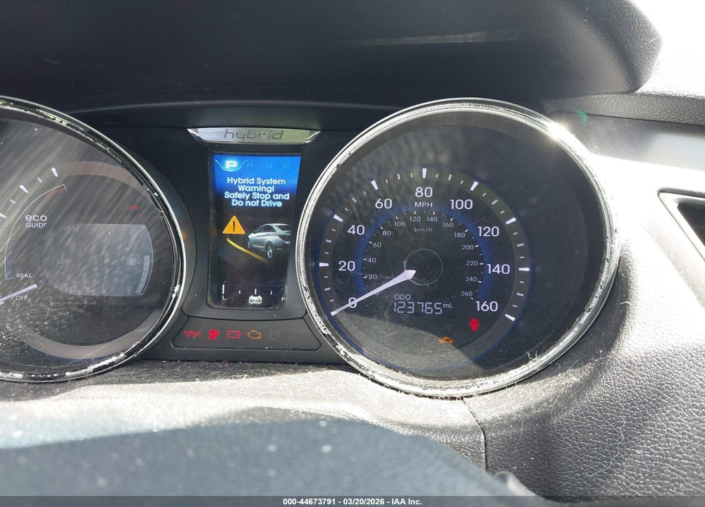 2014 HYUNDAI SONATA HYBRID LIMITED VIN: KMHEC4A46EA103068