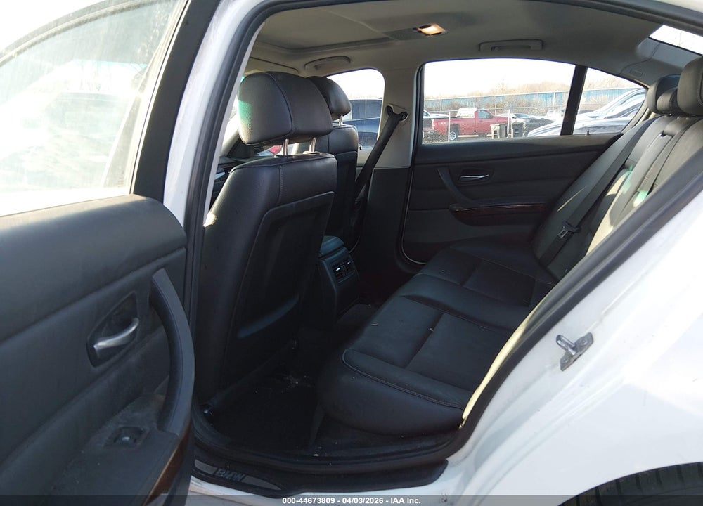 2011 BMW 328I XDRIVE VIN: WBAPK7C51BF195953