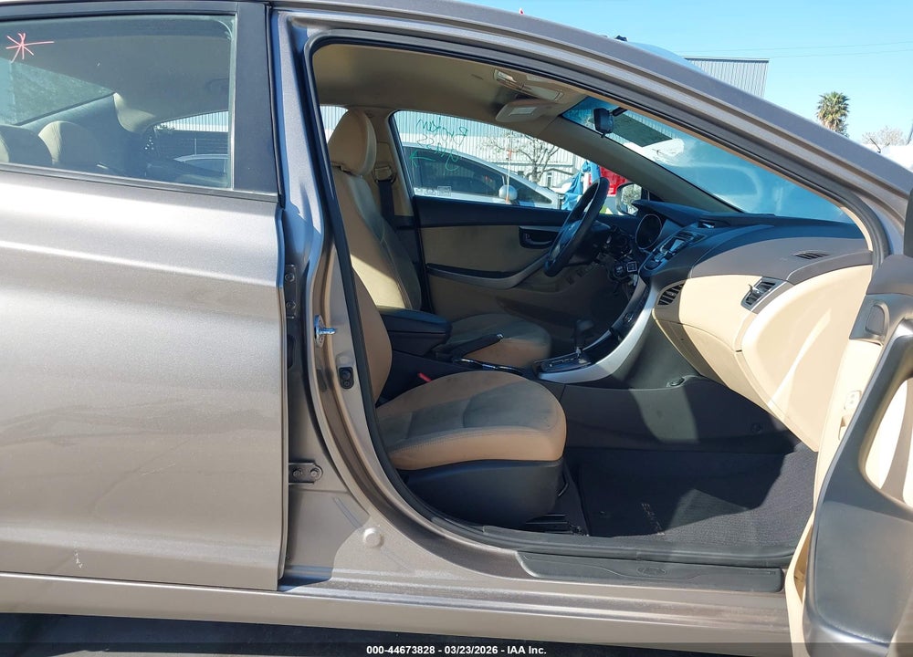 2013 HYUNDAI ELANTRA GLS VIN: 5NPDH4AE8DH304715