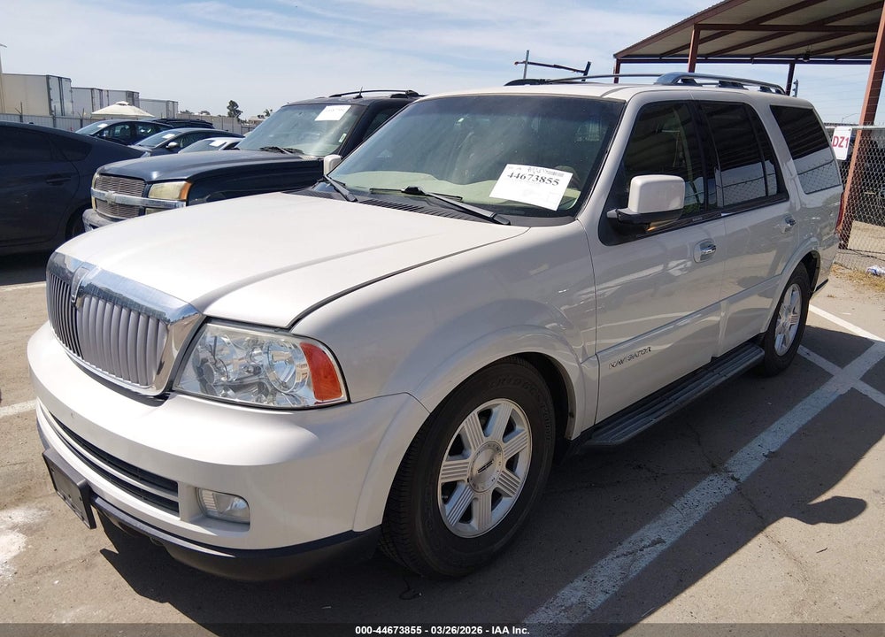 2005 LINCOLN NAVIGATOR VIN: 5LMFU28555LJ16982