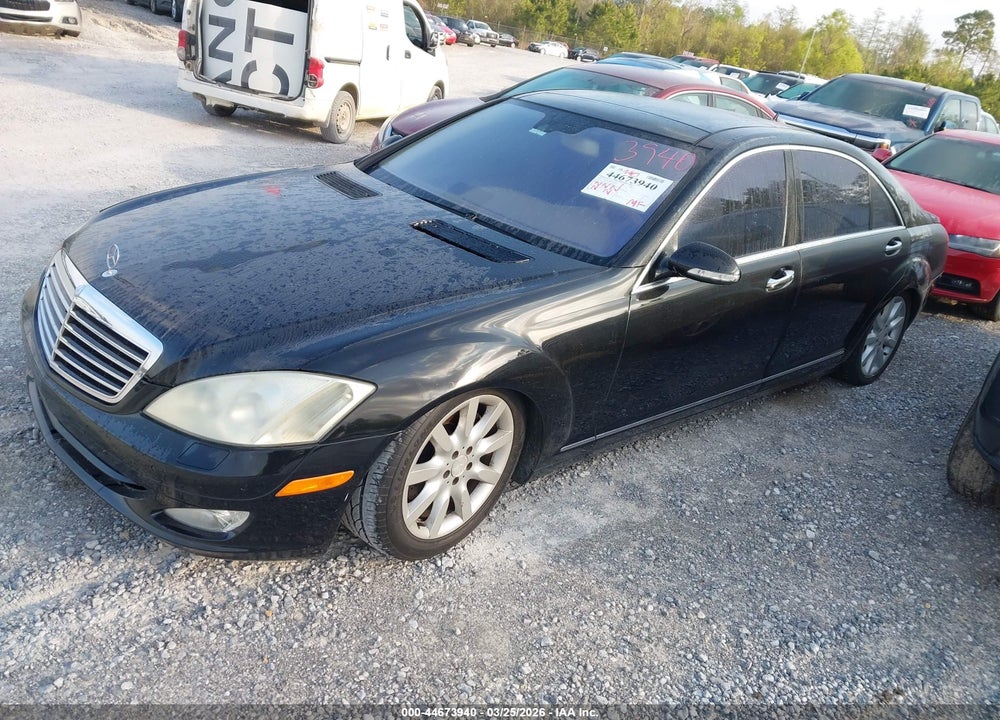2007 MERCEDES-BENZ S 550 VIN: WDDNG71X87A098453
