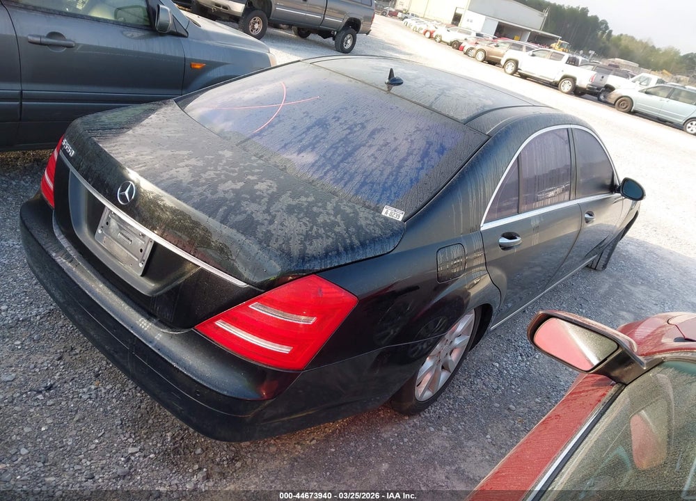 2007 MERCEDES-BENZ S 550 VIN: WDDNG71X87A098453