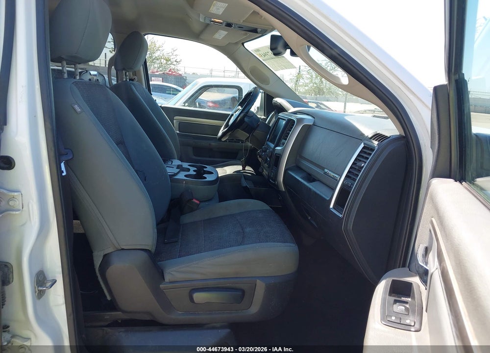 2017 RAM 1500 BIG HORN  4X4 5'7 BOX VIN: 3C6RR7LTXHG543396
