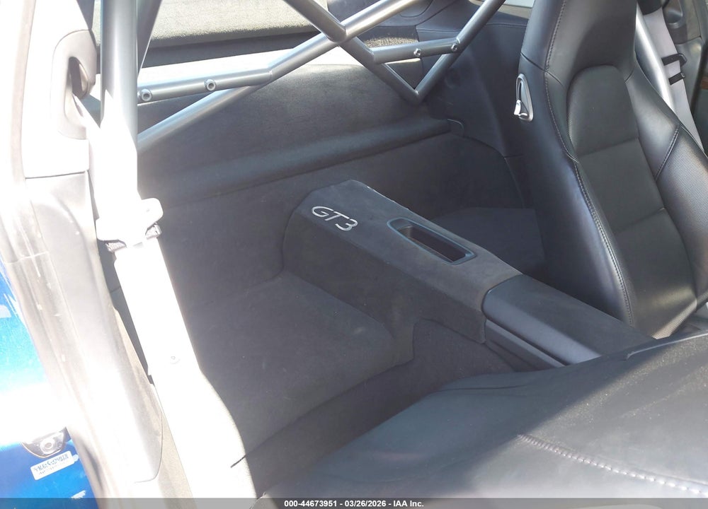 2014 PORSCHE 911 GT3 VIN: WP0AC2A97ES183610