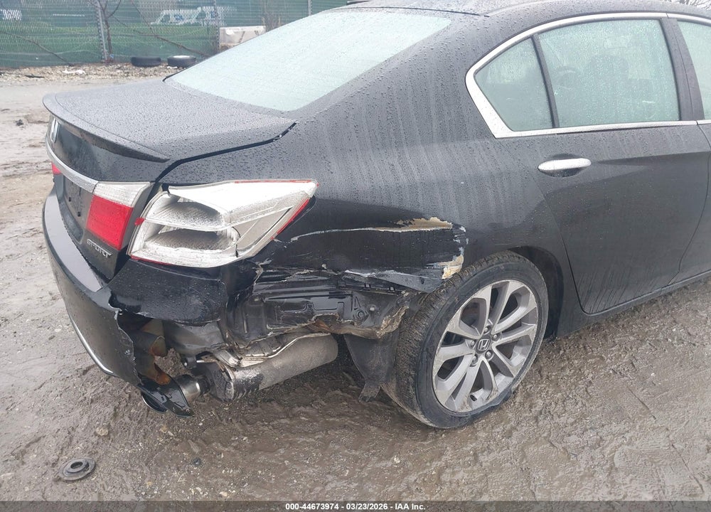 2013 HONDA ACCORD SPORT VIN: 1HGCR2F56DA006825