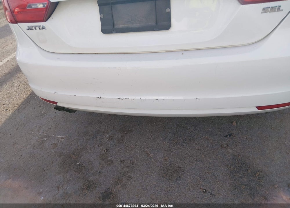 2014 VOLKSWAGEN JETTA 1.8T SEL VIN: 3VWL07AJ8EM388979