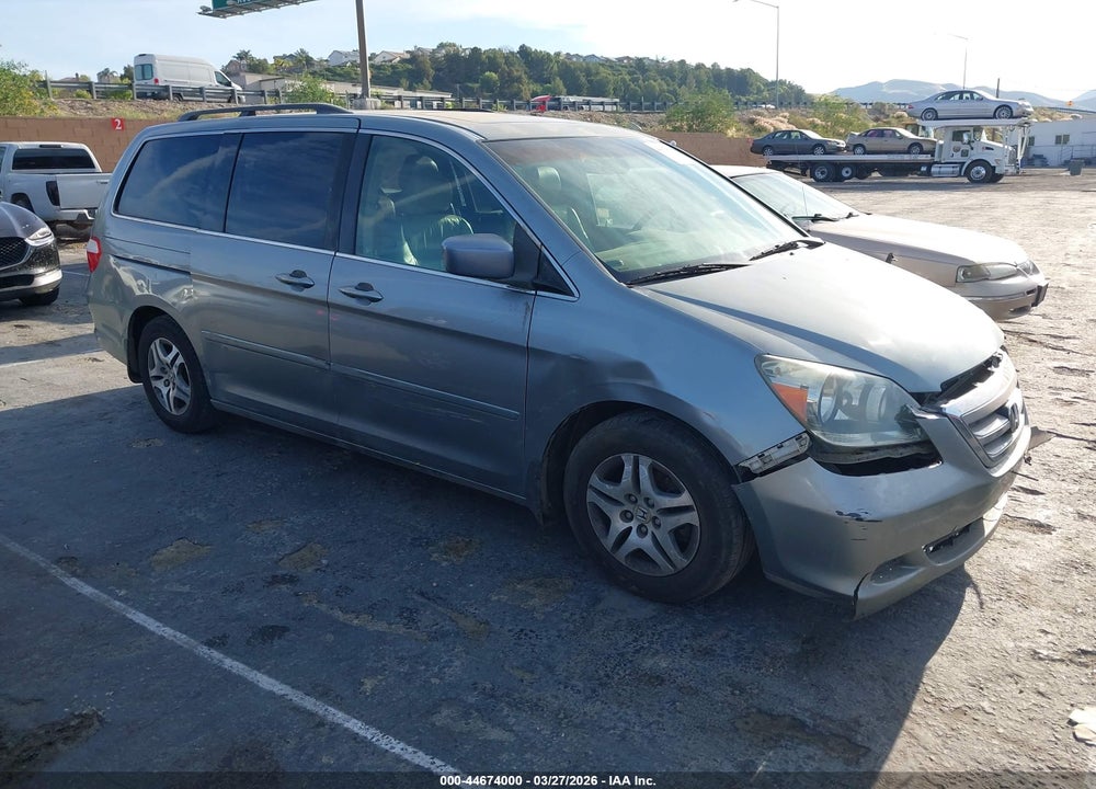 2005 HONDA ODYSSEY EX-L VIN: 5FNRL38715B035205