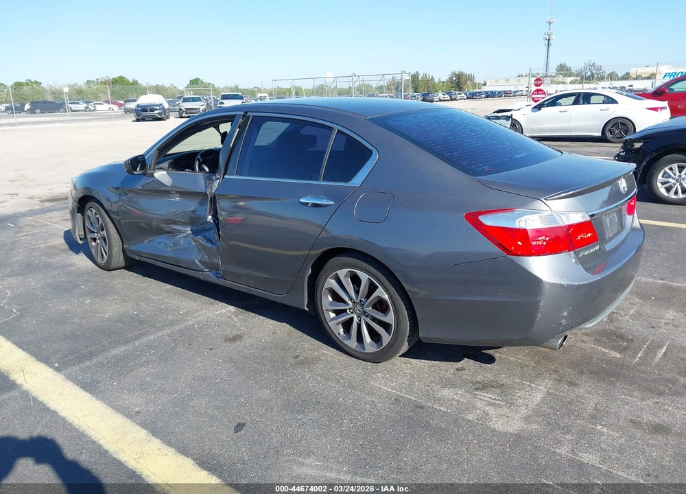 2015 HONDA ACCORD SPORT VIN: 1HGCR2F58FA065507