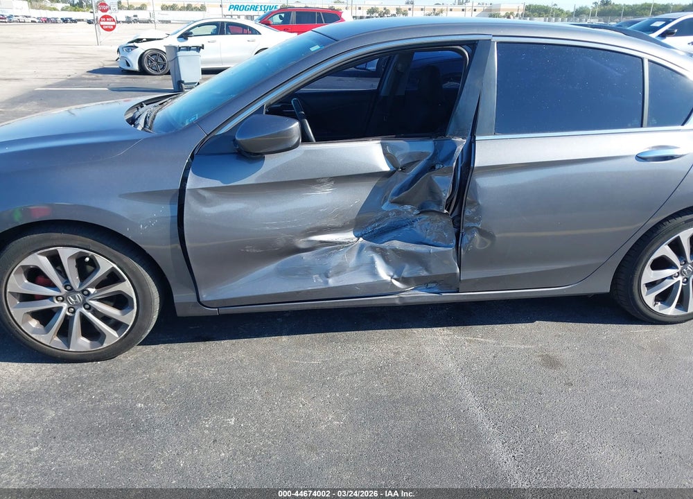 2015 HONDA ACCORD SPORT VIN: 1HGCR2F58FA065507