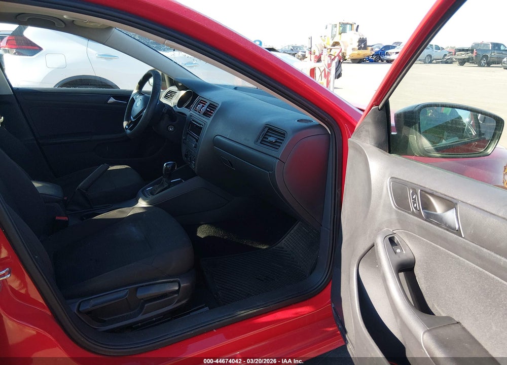 2015 VOLKSWAGEN JETTA 2.0L S VIN: 3VW2K7AJ4FM341519
