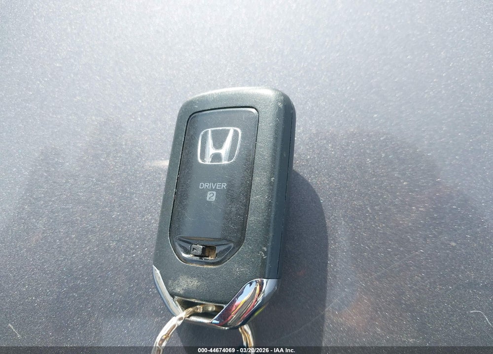 2017 HONDA ACCORD TOURING V6 VIN: 1HGCR3F92HA044907