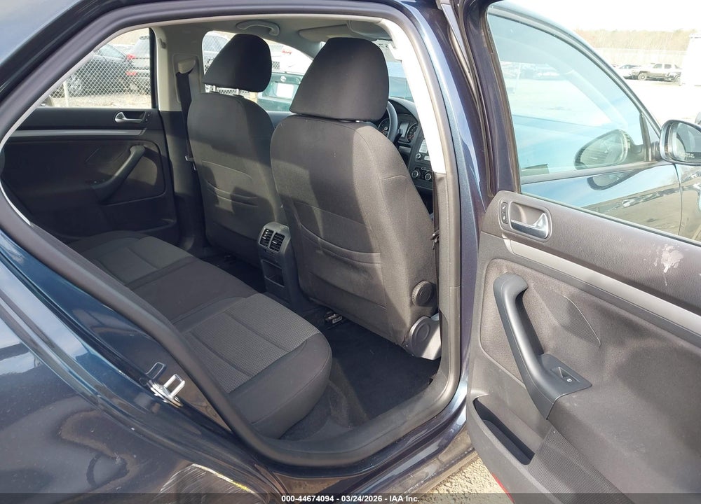 2010 VOLKSWAGEN JETTA S VIN: 3VWJZ7AJ6AM027760