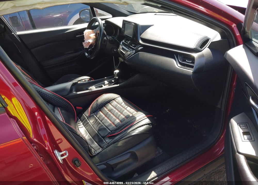 2018 TOYOTA C-HR XLE VIN: NMTKHMBX5JR056046