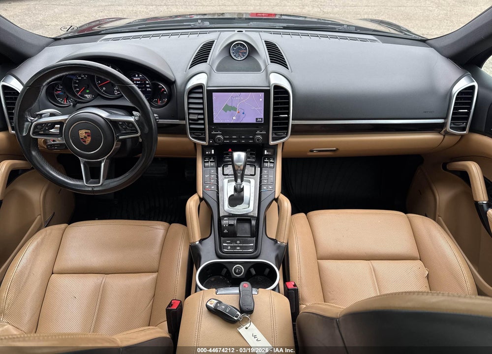 2018 PORSCHE CAYENNE PLATINUM EDITION VIN: WP1AA2A28JKA03813