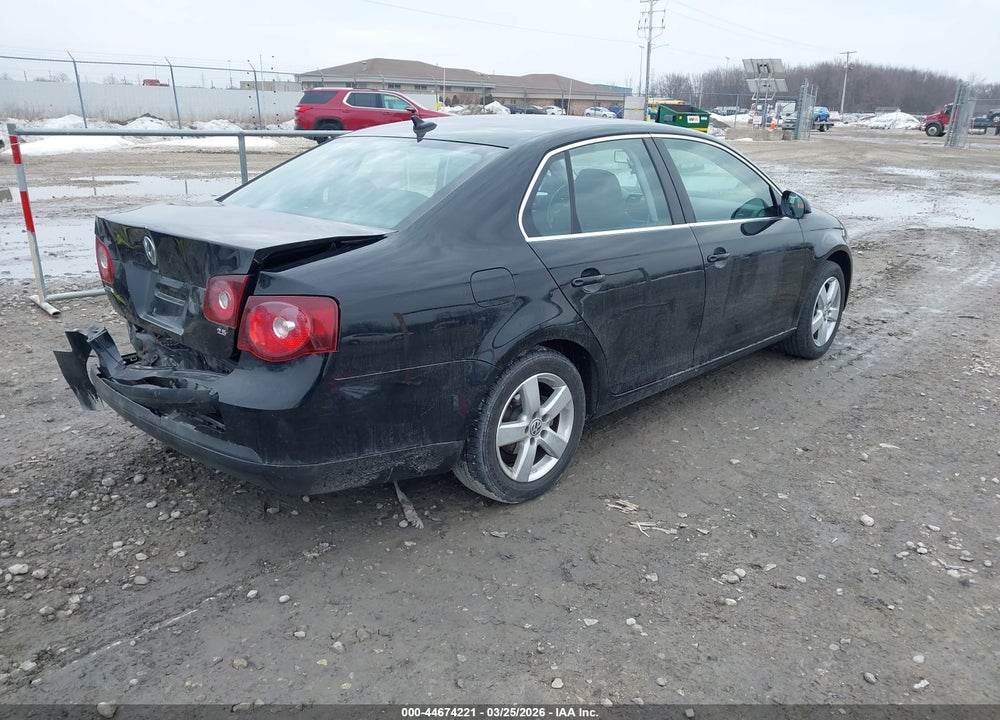 2008 VOLKSWAGEN JETTA SE/SEL VIN: 3VWRM71K58M027270