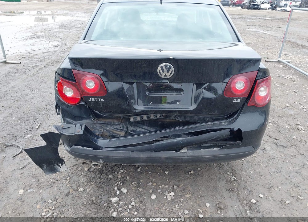 2008 VOLKSWAGEN JETTA SE/SEL VIN: 3VWRM71K58M027270