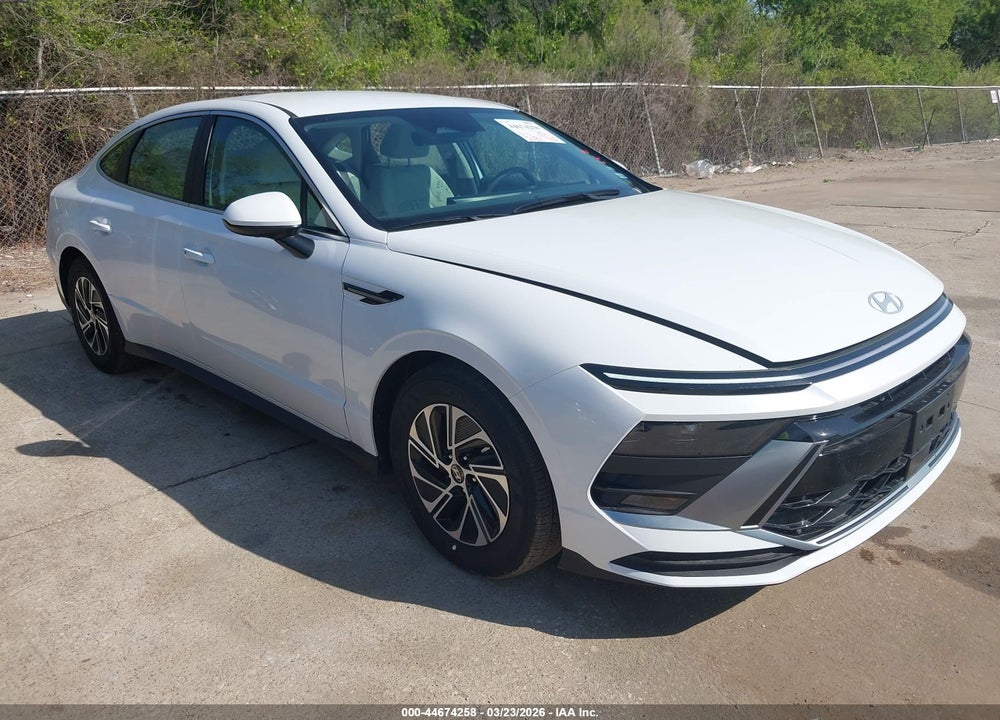 2026 HYUNDAI SONATA HYBRID BLUE VIN: KMHL24JJ0TA151176