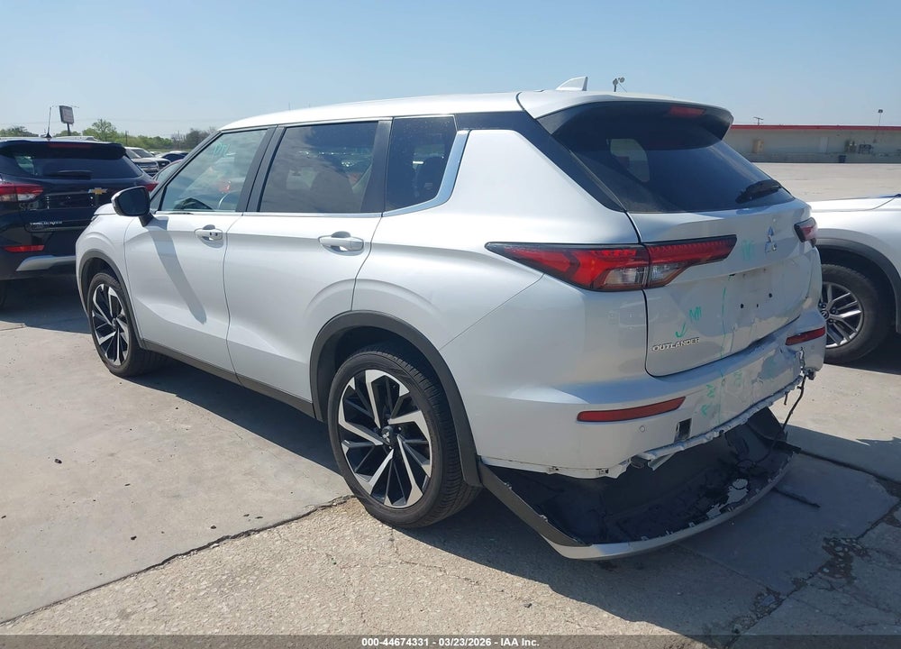 2024 MITSUBISHI OUTLANDER SE 2.5 2WD/SE BLACK EDITION S-AWC/SE BLACK EDITION W/PANO ROOF S-AWC VIN: JA4J3VA86RZ064110