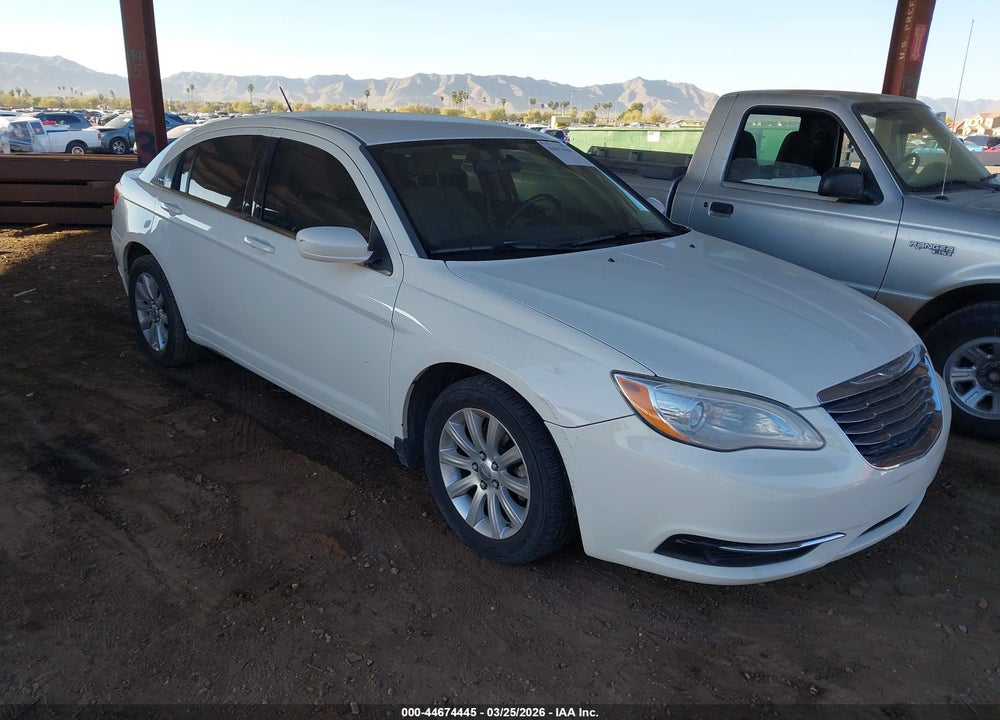 2011 CHRYSLER 200 TOURING VIN: 1C3BC1FG2BN504733