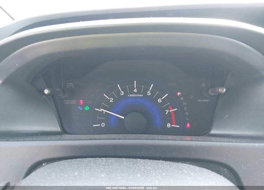 2014 HONDA CIVIC LX VIN: 19XFB2F52EE010739