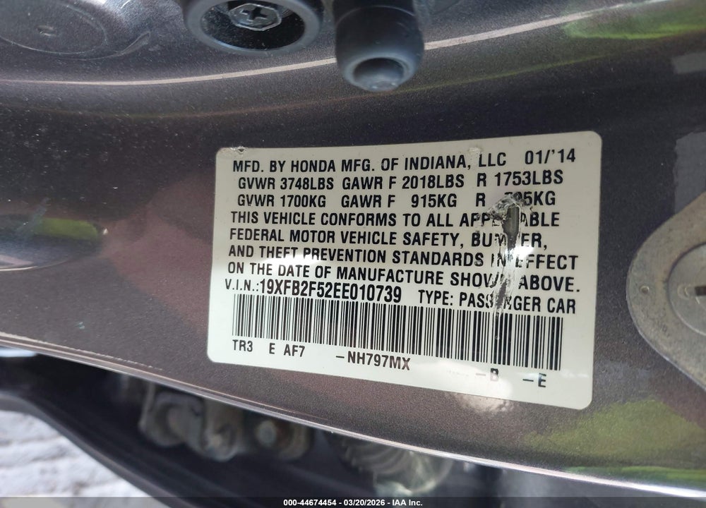 2014 HONDA CIVIC LX VIN: 19XFB2F52EE010739