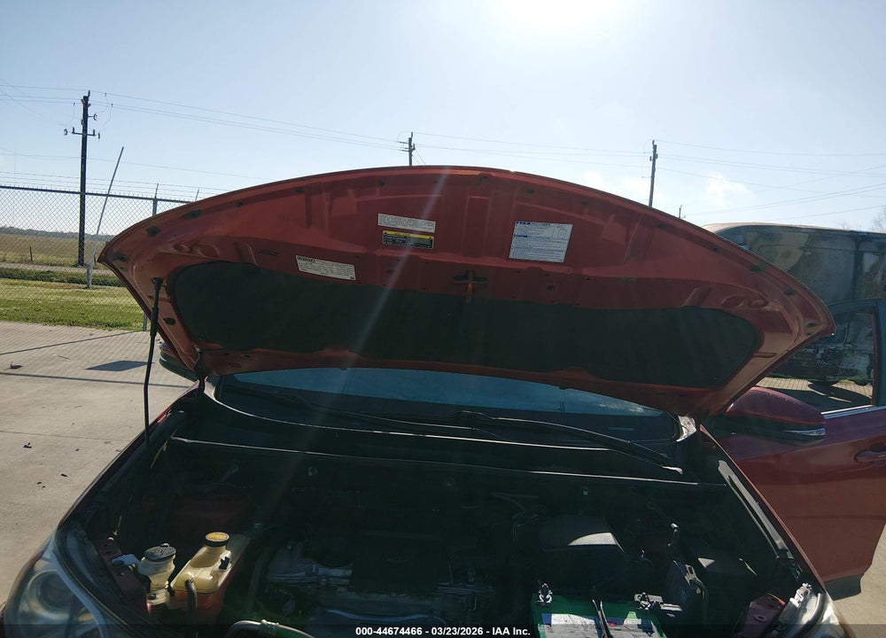 2013 TOYOTA RAV4 XLE VIN: 2T3WFREV1DW017666