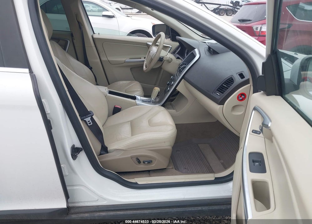 2010 VOLVO XC60 T6/T6 R-DESIGN VIN: YV4992DZXA2101583