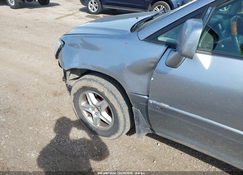 2001 LEXUS RX 300 VIN: JTJHF10U410205541