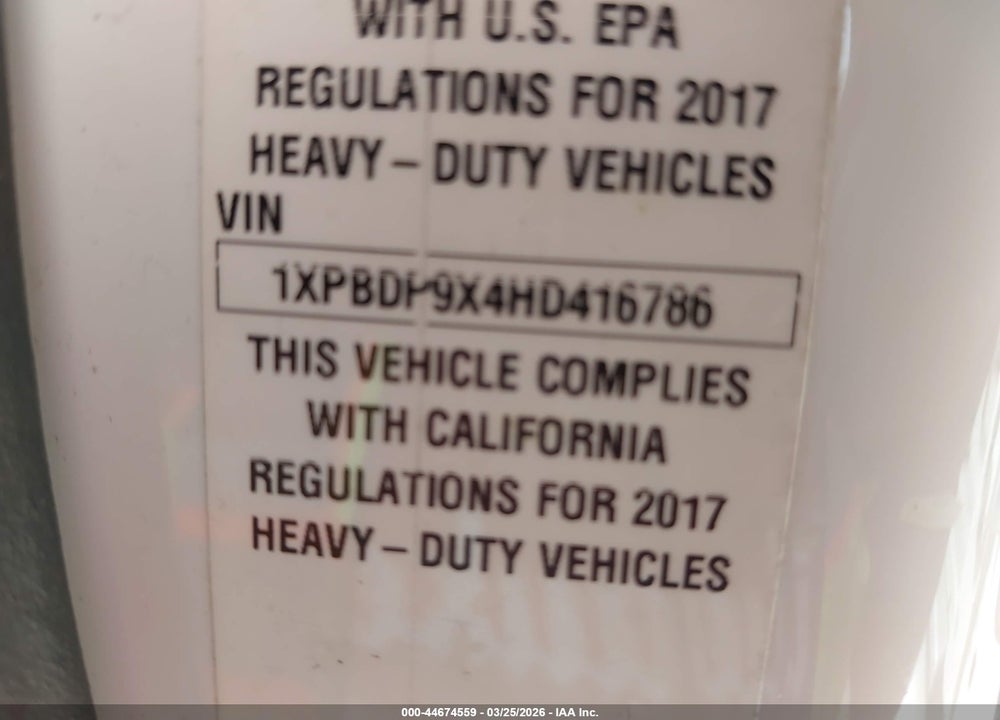 2017 PETERBILT 579 VIN: 1XPBDP9X4HD416786
