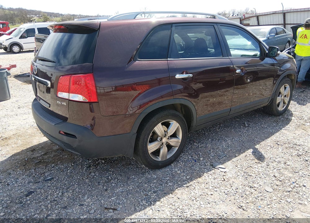 2013 KIA SORENTO EX V6 VIN: 5XYKU4A2XDG337912