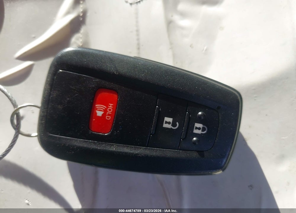 2018 TOYOTA PRIUS TWO VIN: JTDKBRFU8J3073246