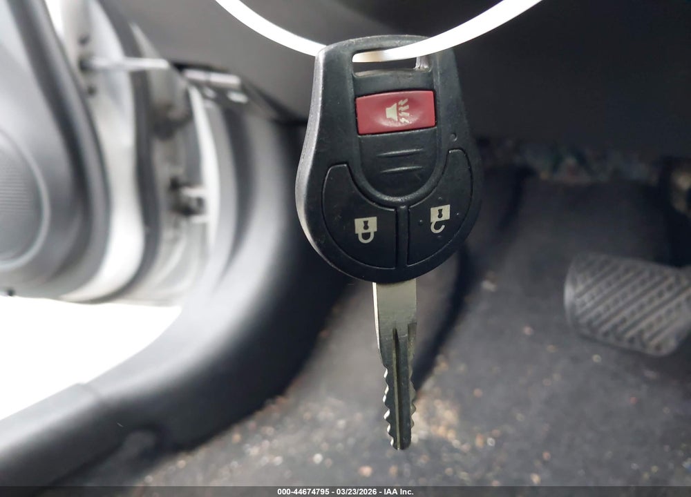 2015 NISSAN VERSA NOTE SV VIN: 3N1CE2CP6FL446400