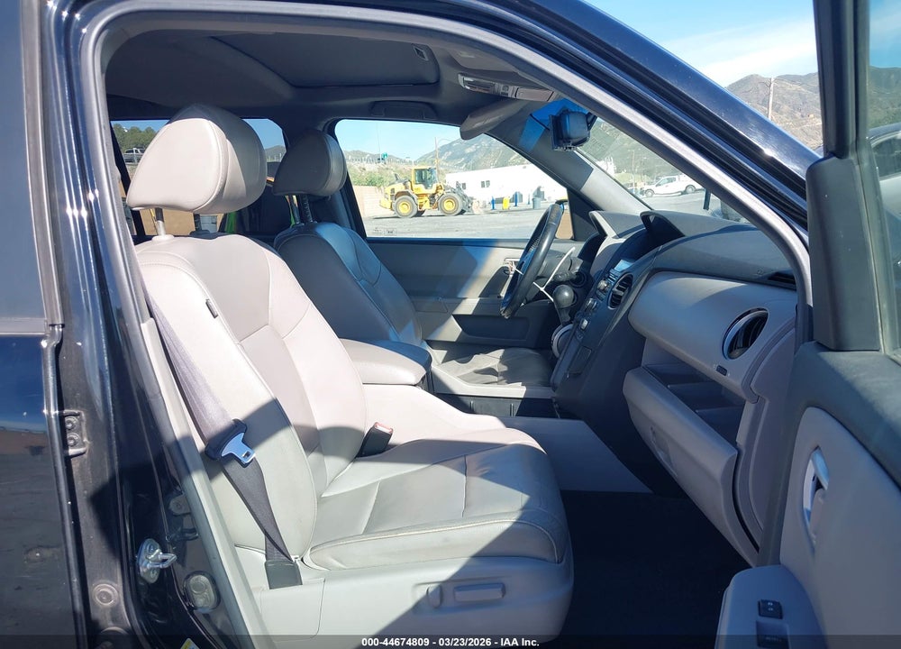 2012 HONDA PILOT EX-L VIN: 5FNYF3H59CB024841