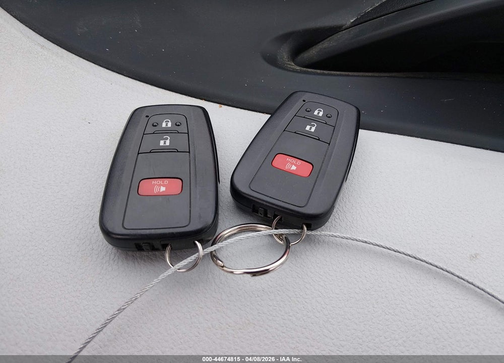 2022 TOYOTA PRIUS LE VIN: JTDKAMFUXN3189415
