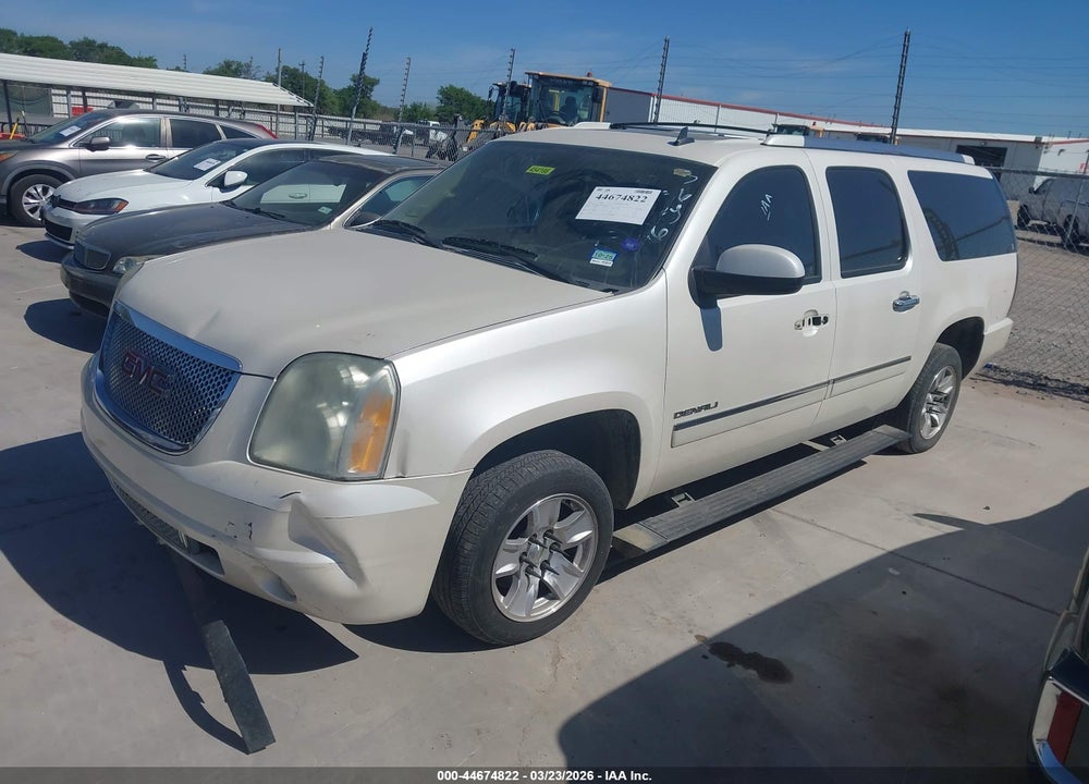 2010 GMC YUKON XL 1500 DENALI VIN: 1GKUCMEF3AR205181
