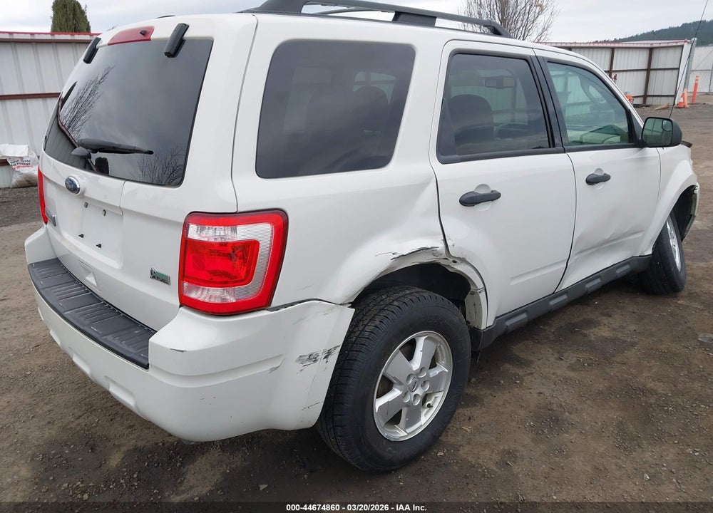 2011 FORD ESCAPE XLT VIN: 1FMCU9DG2BKB60042